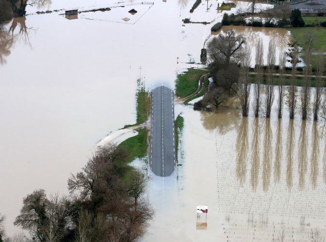 Inondations En Gironde Quelles Consequences Pour La Vigne Inondations En Gironde Quelles Consequences Pour La Vigne Terre De Vins