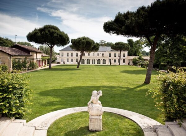 La chartreuse du château Malartic-Lagravière en appellation Pessac-Léognan