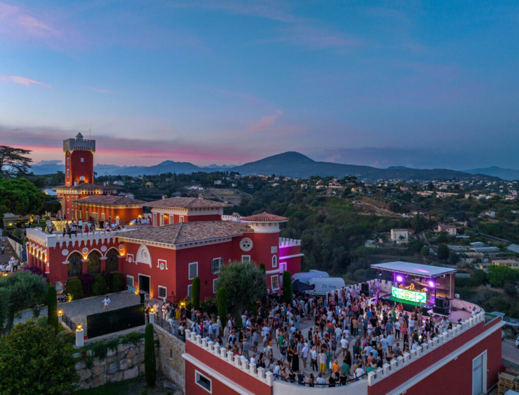 Concert sur la terrasse du Château de Crémat, Alpes-Maritimes (06) 