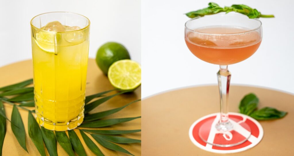 Le cocktail Manila à gauche et le Just Peachy à droite