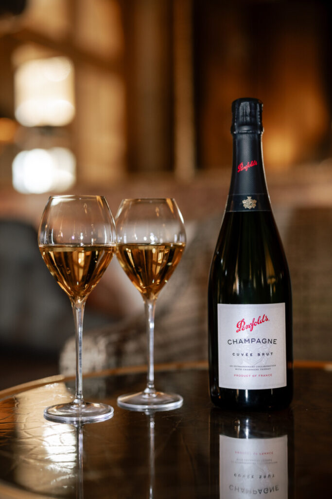 Champagne Penfolds "Cuvée Brut" en collaboration avec le champagne Thiénot