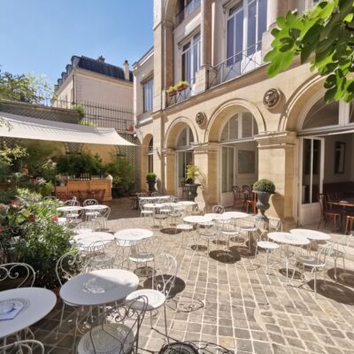 La terrasse du Mademoiselle Mars à Paris 9e