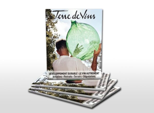 Couverture du magazine Terre de vins numéro 100 développement durable